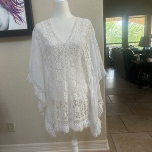 Chic Luxe by Muche et Muchette White Lace Cover -Up. One Size. NWT